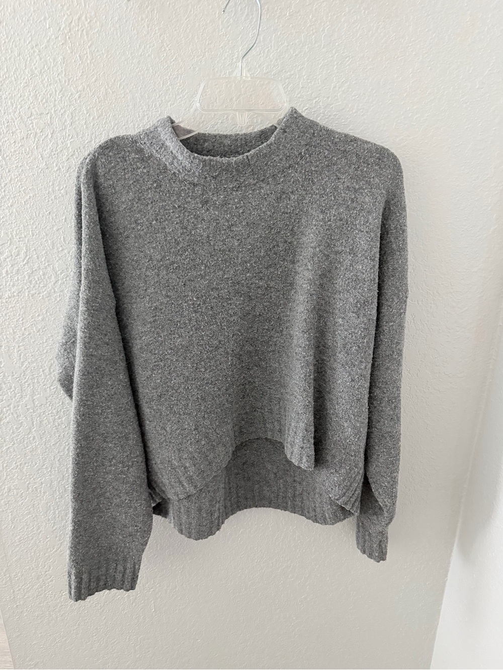 H&M Heather Grey Cropped Crewneck Sweater